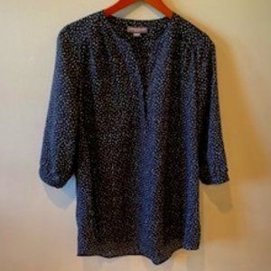 PEA IN THE POD SIZE XS POLKA DOT MATERNITY SHIRT